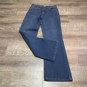 Levi's Women's Dark Blue Boot Cut Jeans size 10